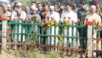 President offers doa at his family graveyard at Mithamain