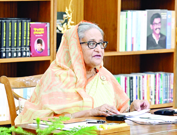 PM asks to explore new markets for Bangladeshi garments