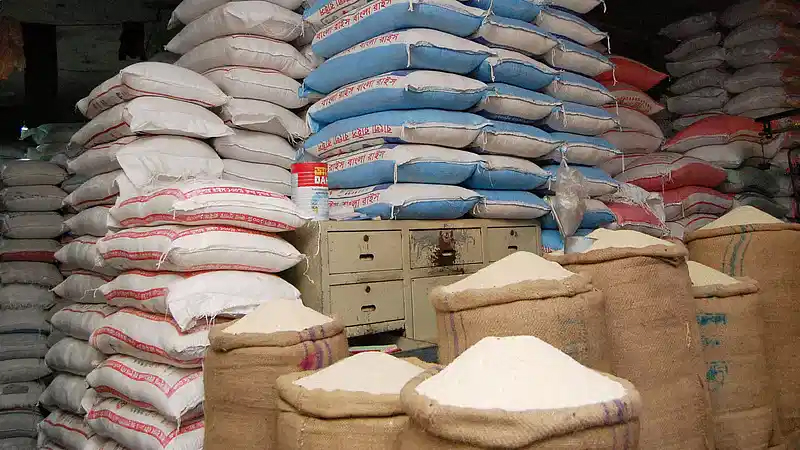 Coarse rice procured by govt at Tk 42 per kg, consumers pay Tk 52