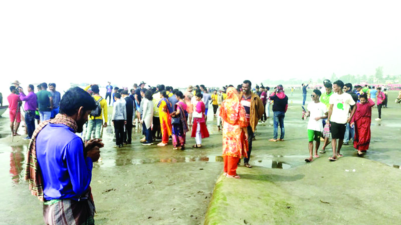 Visitors face room crisis as Kuakata tourism booms after Padma Bridge opening