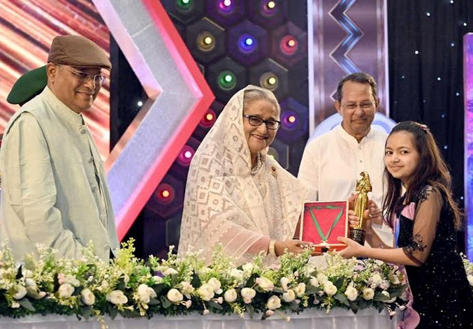 PM hands over National Film Award-2021