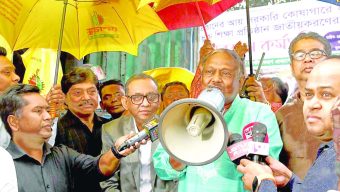 Sugar price to go down by Tk5 soon: Commerce minister