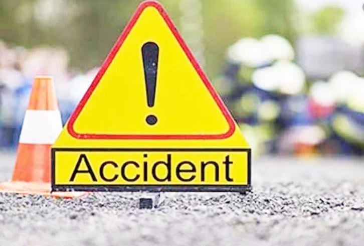 Three killed in Jhenaidah road accident