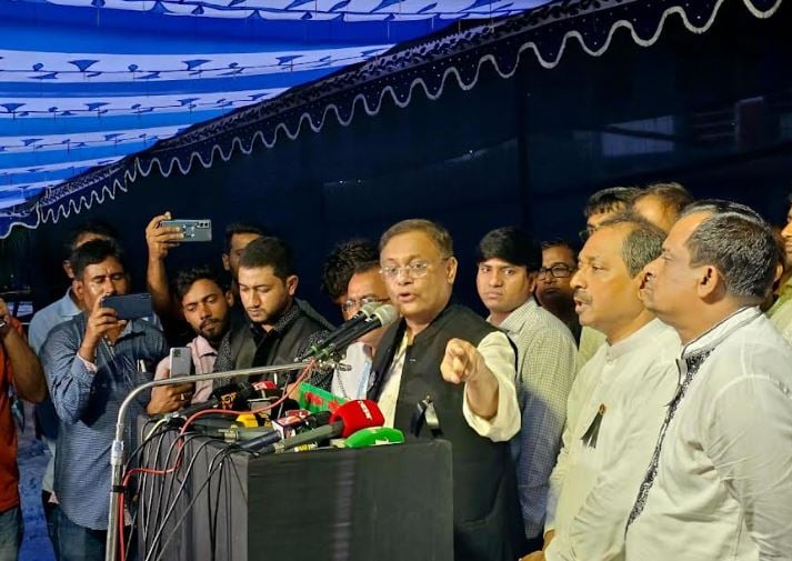 People show ‘red-flag’ to BNP as it does politics for Khaleda, Tarique: Hasan