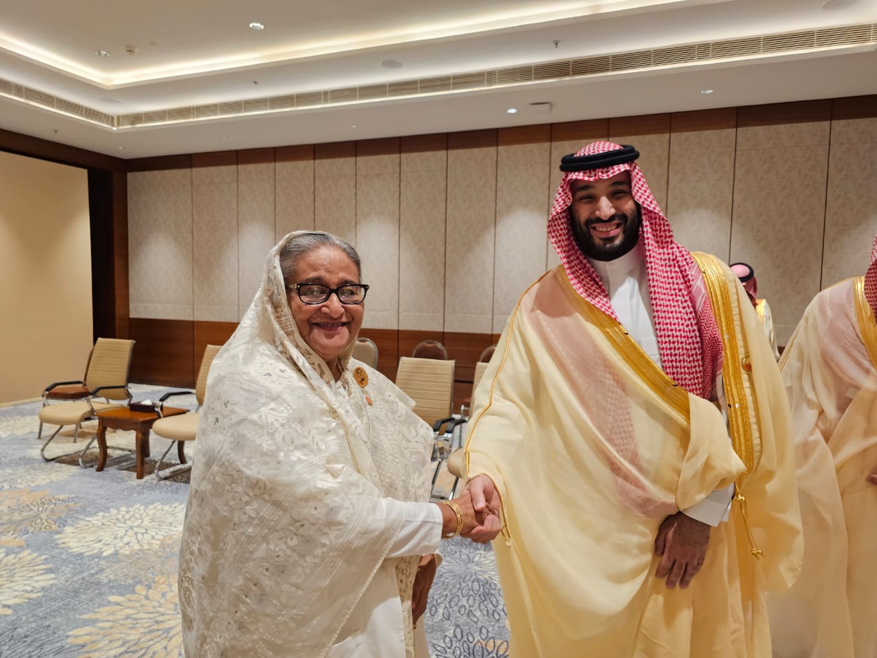 Prince Salman assures PM of his full support to enhance cooperation