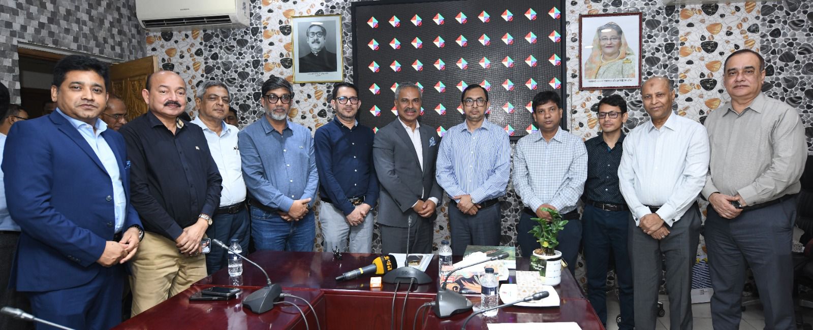 BGMEA urges Custom House to make services faster, simpler