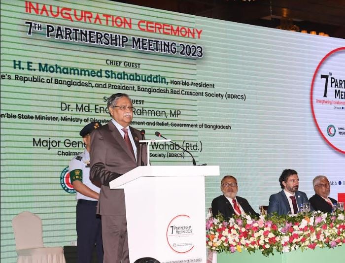 President reiterates call for prompt global actions on Rohingya issue