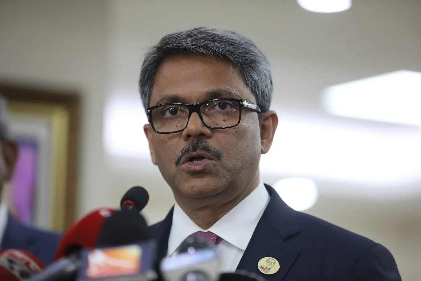 Govt. is not worried about US visa restriction: Shahriar