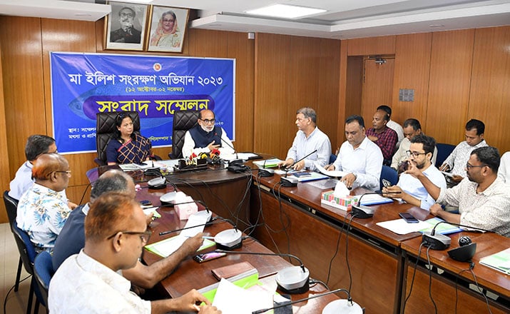 Strict action will be taken if law is violated during Ma Hilsa conservation campaign: Minister of Fisheries and Livestock