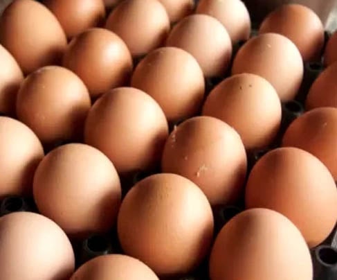In the capital, eggs are sold in trucks for 12 taka