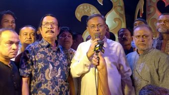 The country does not rest in the hands of communal dividers: Information Minister