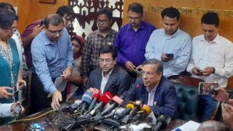 Khaleda can seek presidential pardon: Anisul