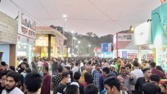 Book Fair draws huge crowd on Shaheed Dibosh
