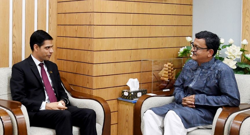 Nepal eager to use Bangladesh seaports to expand business: envoy