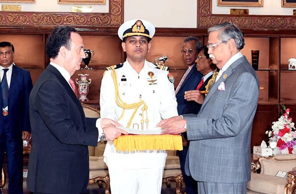 President seeks more Spanish investments in Special Economic Zones