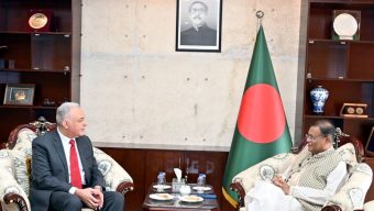 FM thanks Egypt for delivering Bangladesh aid to Gaza