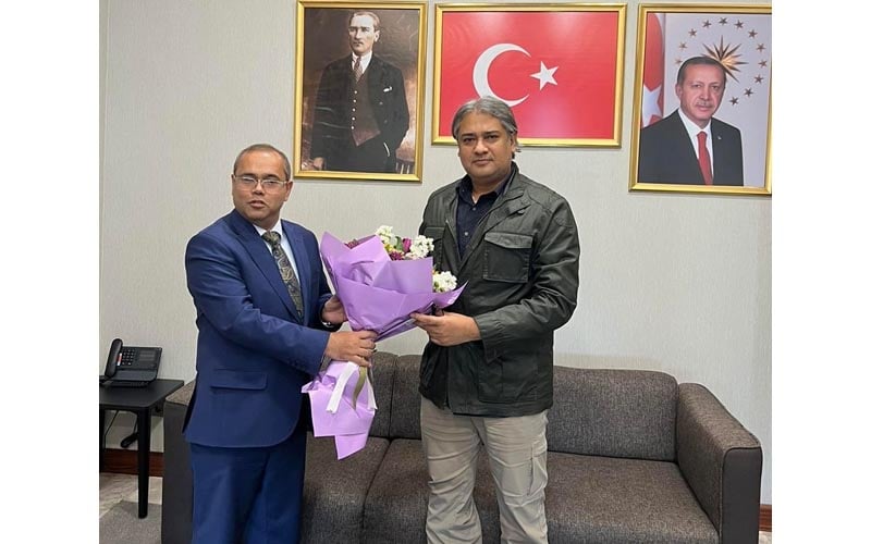 Arafat reaches Turkey to attend OIC conf of information ministers