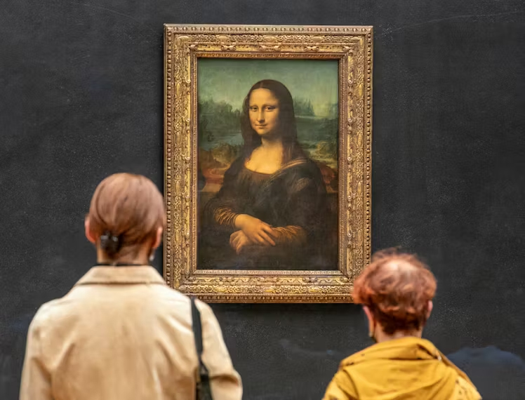 Louvre says Mona Lisa could get a room of her own