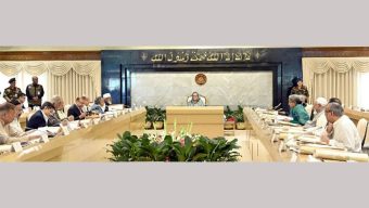 Eid vacation to remain 3 days: cabinet secretary