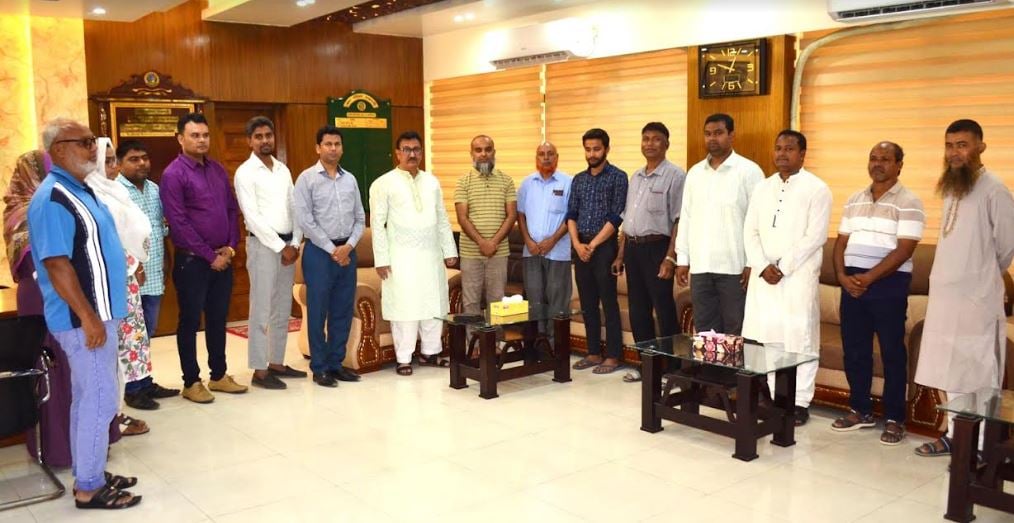 Festivity continues as offices resume after Eid vacation in Rajshahi