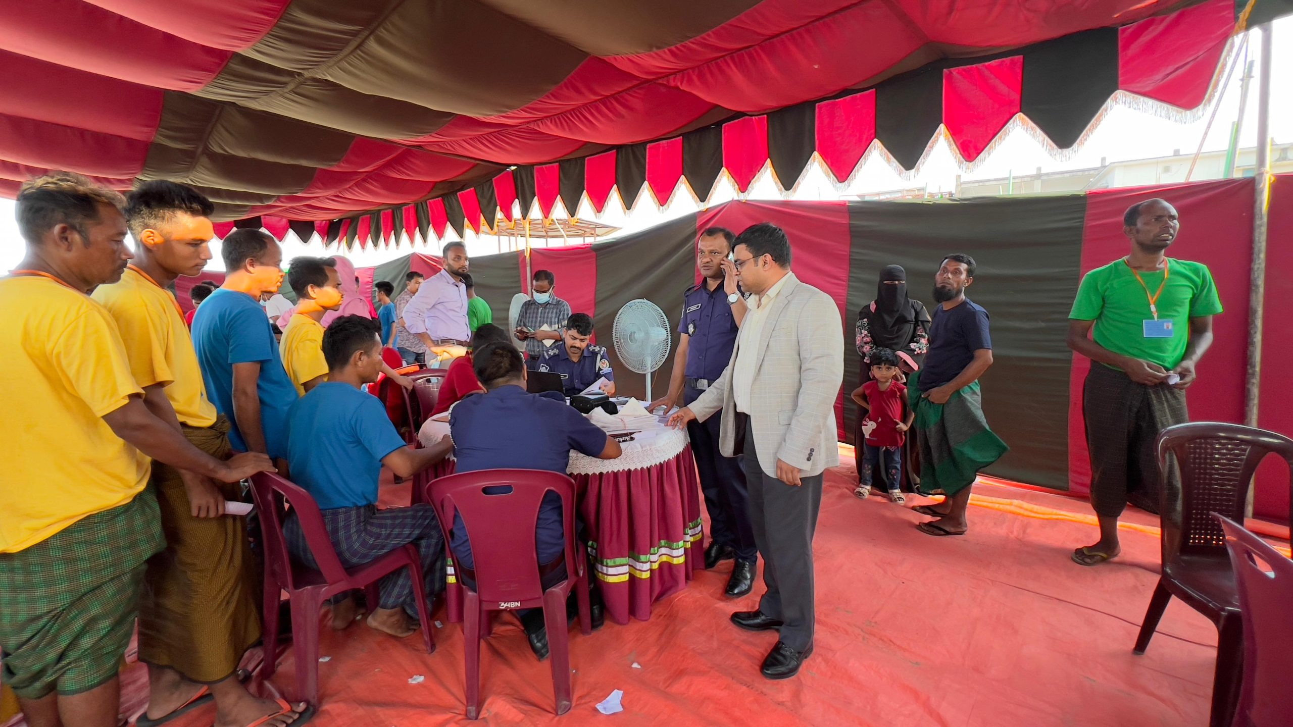 173 Bangladeshi returned, 288 Myanmar security personnel depart today
