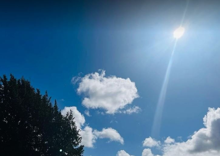 Mild to moderate heat wave sweeps over 8 divisions