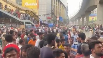 Auto-rickshaw drivers clash with police, torch police box at Kalshi
