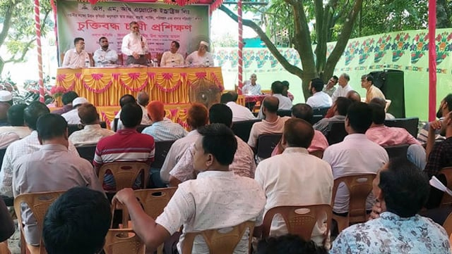 Farmers urged to grow export quality mango in Rajshahi