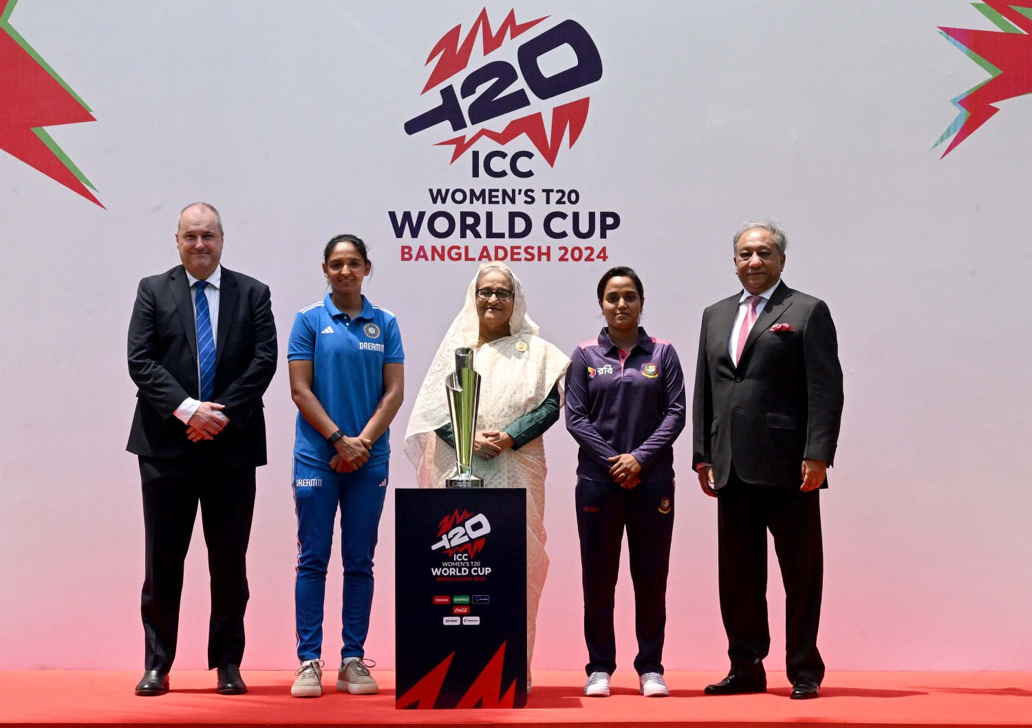 Bangladesh National Women Cricket team meets PM