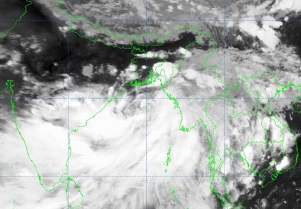 ‘Remal’ likely to hit Bangladesh by tomorrow evening
