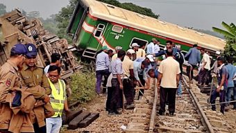 4 injured, 7 compartments derailed as train crash in Gazipur