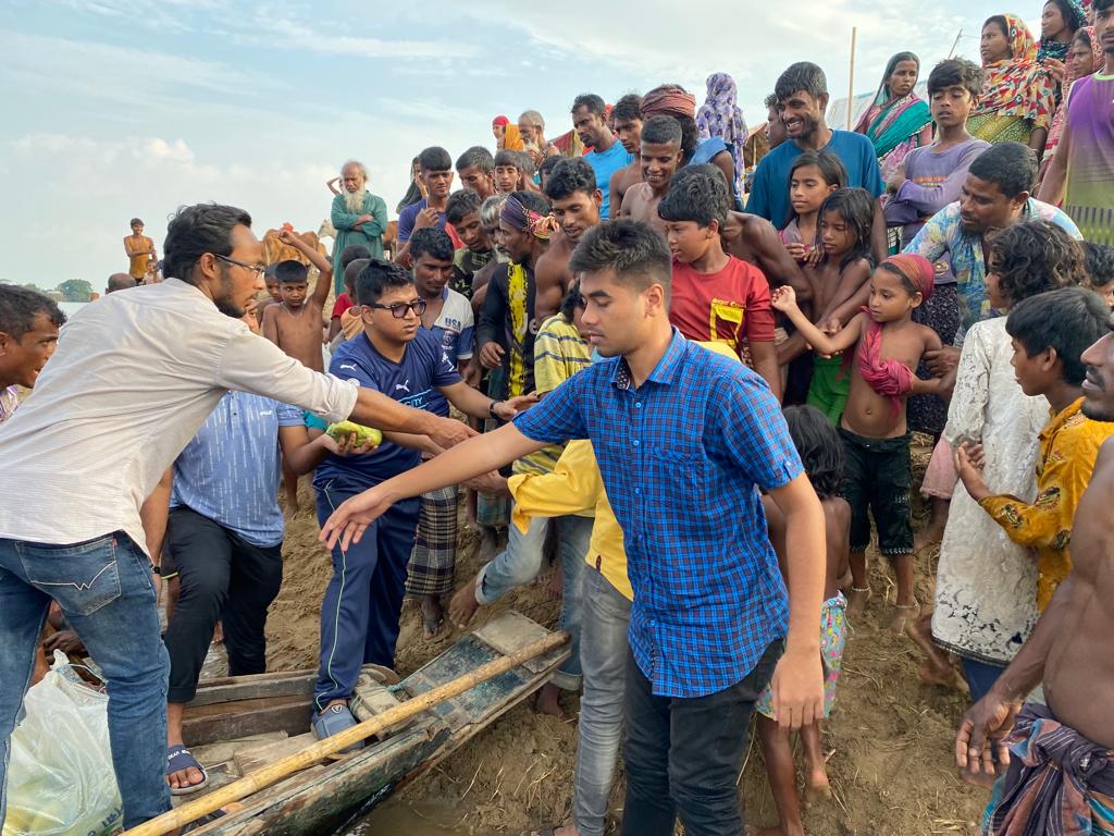 Chhatra League stands by flood-hit people in Sylhet