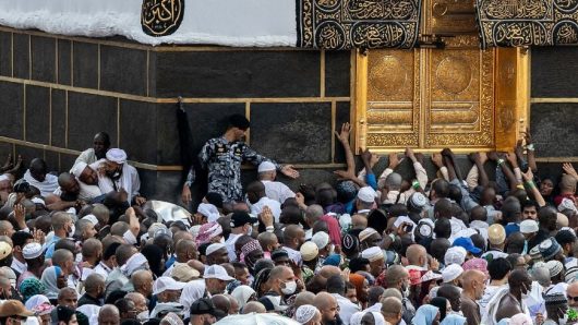 Saudi says 1,301 deaths during hajj, mostly unregistered pilgrims