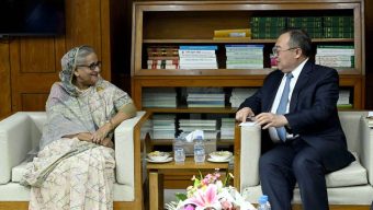 PM seeks Chinese support to resolve Rohingya crisis