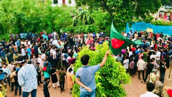 Quota movement: RU Students blocked Dhaka-Rajshahi Rail line