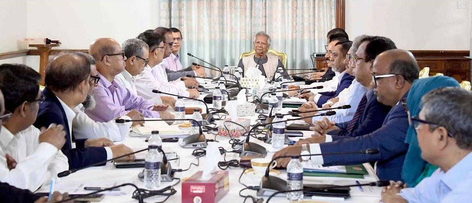 Army Chief, civil society leaders meet Dr Yunus 