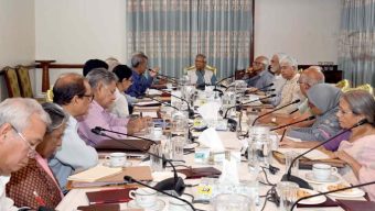 Prof Yunus asks advisers to stand by flood-hit people