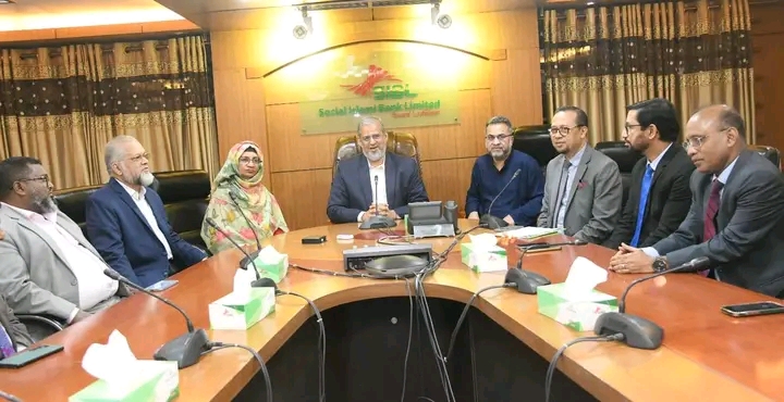 An exchange meeting was held with the newly formed Board of Directors of Social Islami Bank