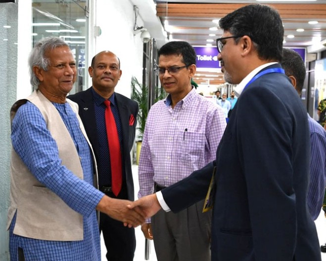 Professor Yunus returns home