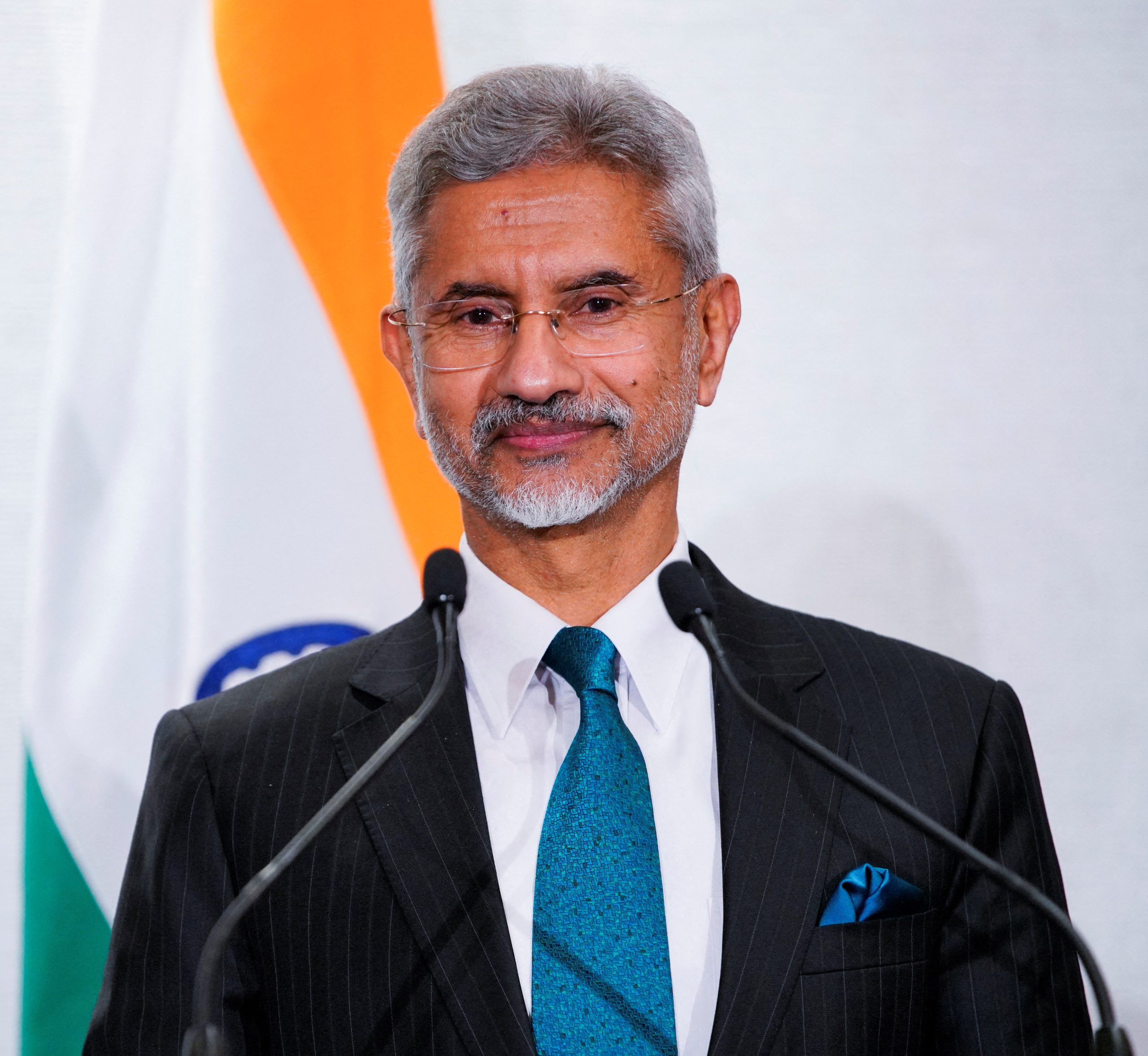 Indian foreign minister to visit Pakistan