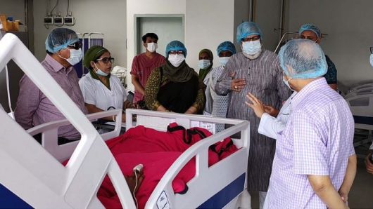 Energy Adviser visits power workers at burn unit