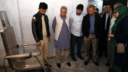 Age of ignorance established during AL govt: CA