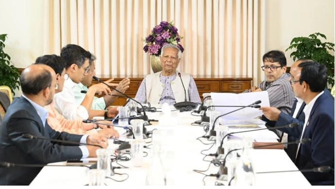 Cheif Adviser directs to expedite initiatives to enhance capacity of Ctg port