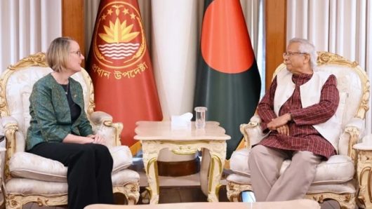 British High Commissioner meets Chief Adviser ahead of UK visit