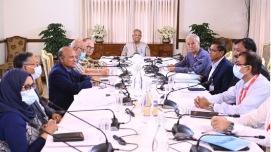 Chief Adviser orders introduction of e-learning at 100 schools in CHT this year