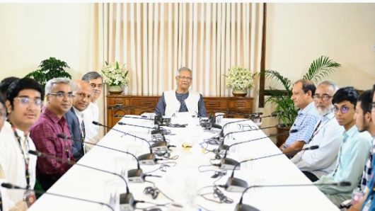 Six International Olympiad winners meet Cheif adviser
