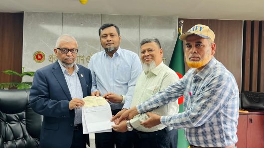 Padma Oil donates Tk 37 million to the Workers Welfare Foundation fund