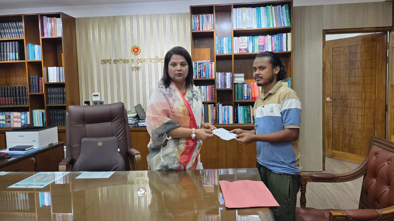 DC Farida Khanam stands by July fighter 